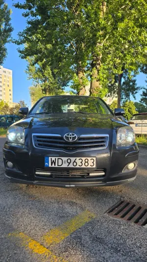 Toyota Avensis II 2.0 D-4D Luna 2006