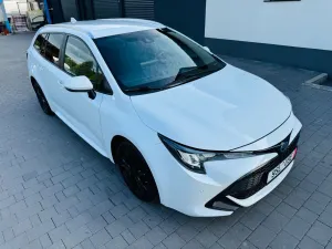 Toyota Corolla Seria E21 2.0 Lounge 2022