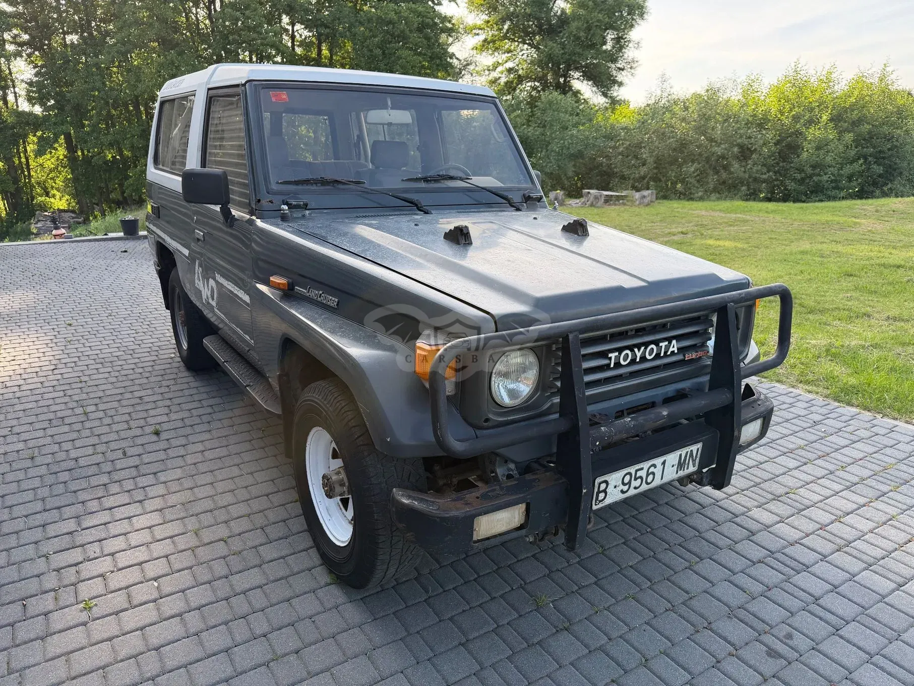 Toyota Land Cruiser I 1990