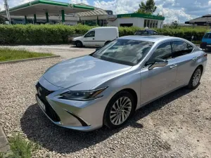 Lexus ES 300h Prestige 2023