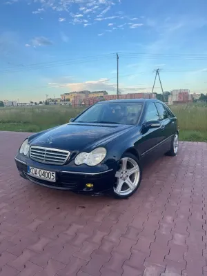 Mercedes-Benz C W203 2006