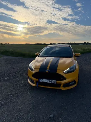 Ford Focus Mk3 2.0 EcoBoost ST-2 2015