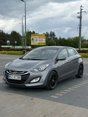 Hyundai i30 II 1.6 CRDi Premium 2012