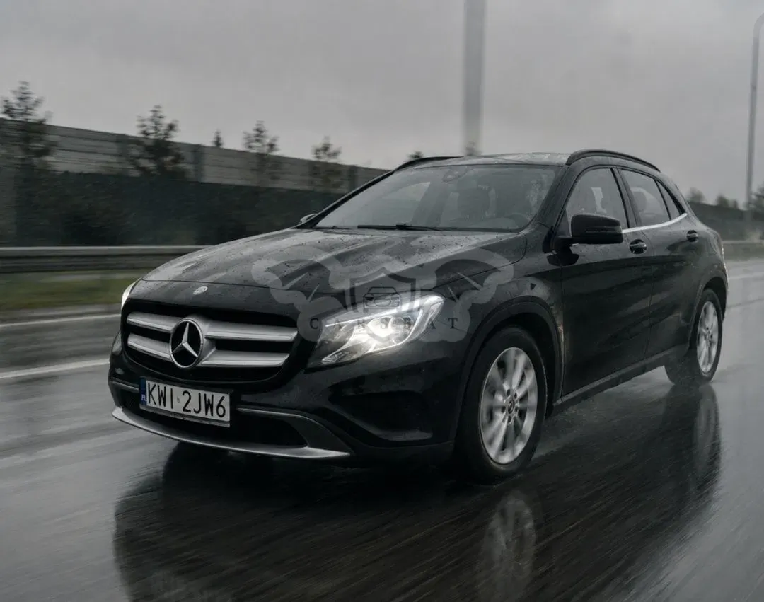 Mercedes-Benz GLA 2015