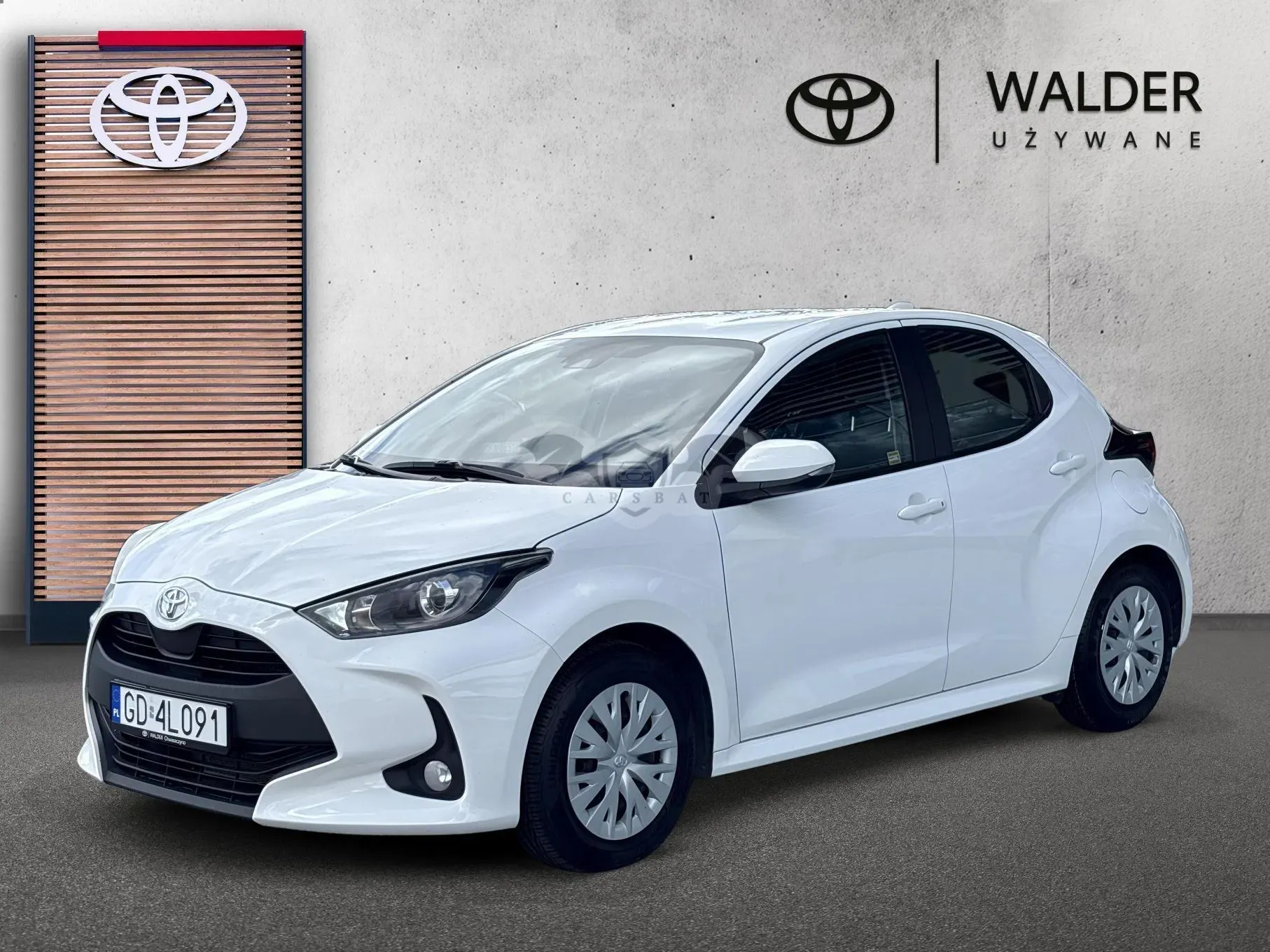 Toyota Yaris IV 1.5 Comfort CVT 2023