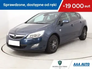 Opel Astra J 2012