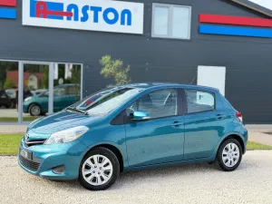 Toyota Yaris III 1.33 VVT-i Lounge 2012