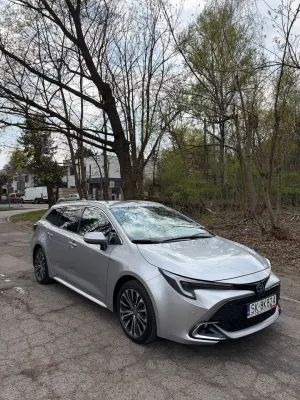 Toyota Corolla Seria E21 2.0 Hybrid Style 2024