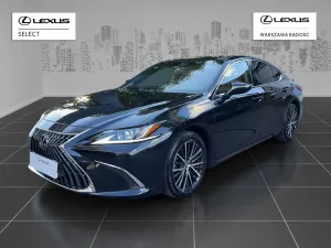 Lexus ES 300h Business Edition 2025