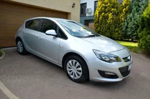 Opel Astra J 1.6 2013