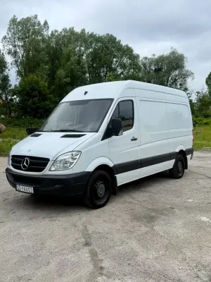 Mercedes-Benz Sprinter 2012