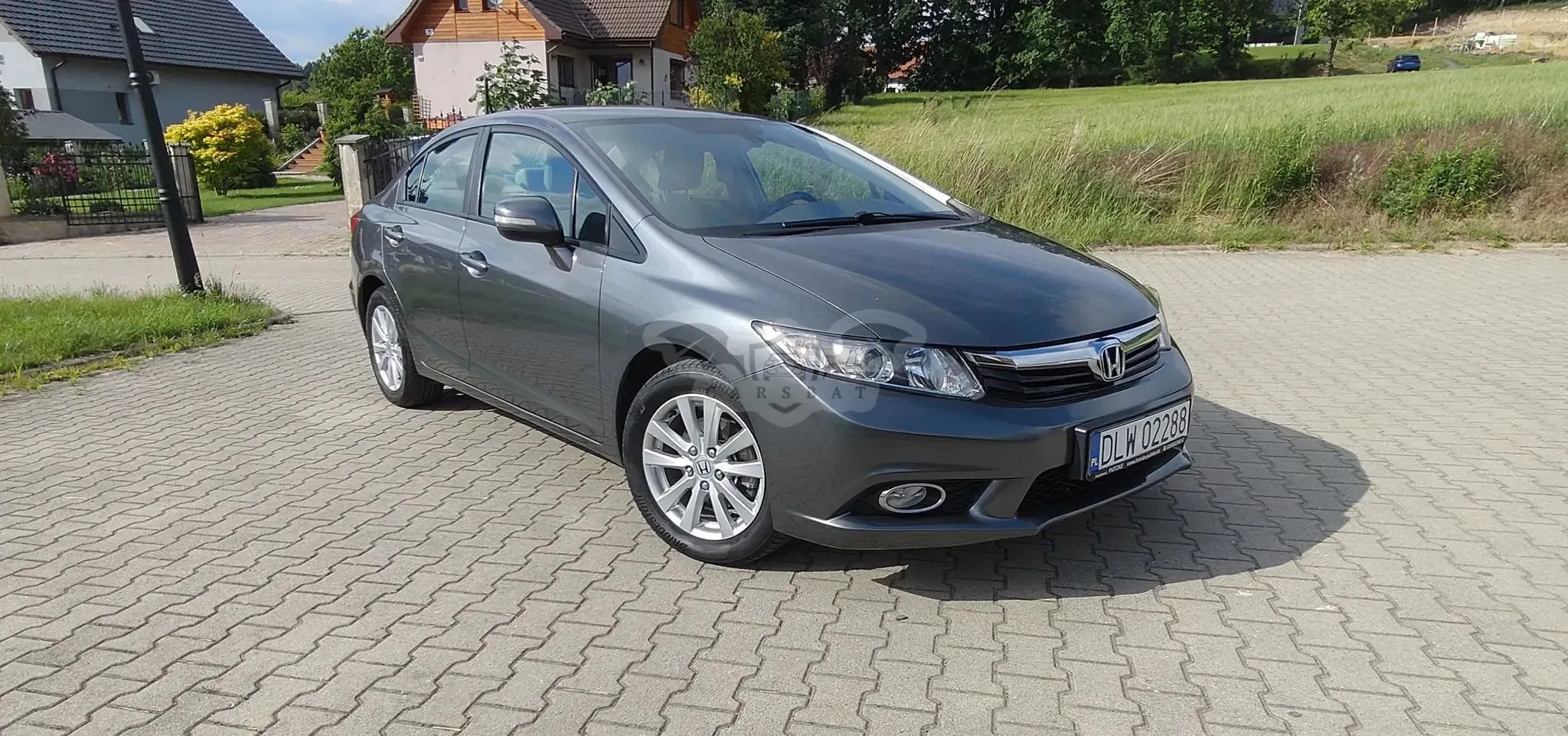 Honda Civic IX 1.8 i-VTEC Comfort 2013