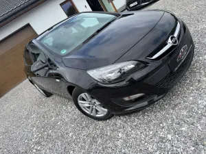 Opel Astra J 1.4 T Cosmo 2015