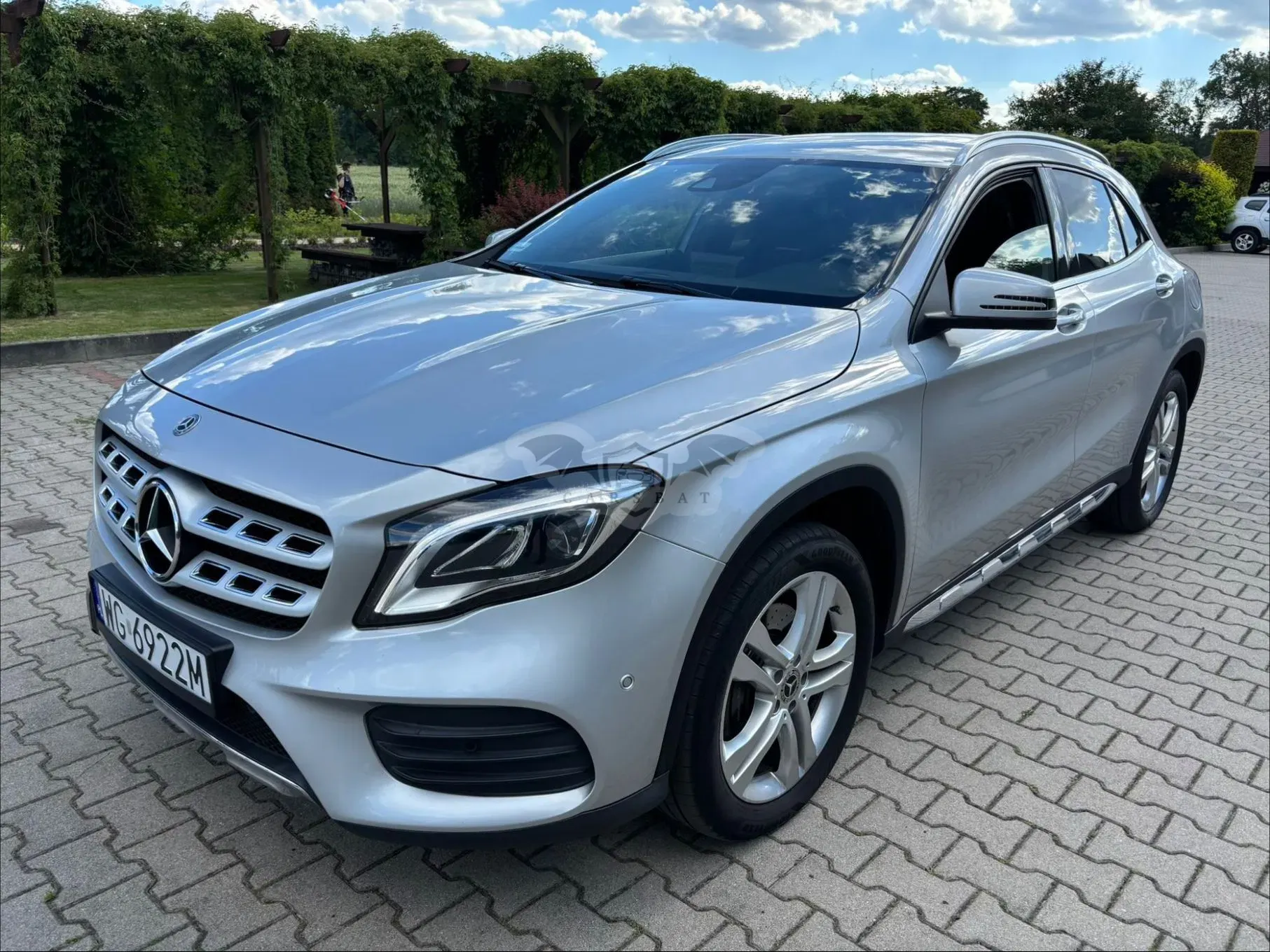 Mercedes-Benz GLA 250 4Matic 7G-DCT AMG Line 2017