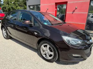 Opel Astra J 1.4 T Active 2013