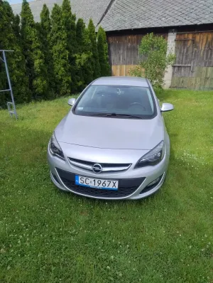 Opel Astra J 1.4 Turbo 2013
