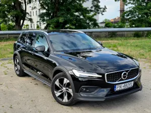 Volvo V60 II D4 SCR AWD 2020