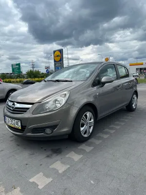 Opel Corsa D 1.2 16V Cosmo 2010