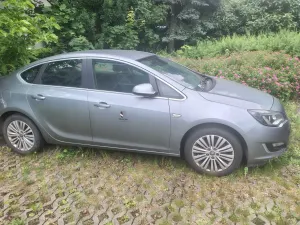 Opel Astra J (2009-2019) 1.6 T SIDI Executive S&S 2014