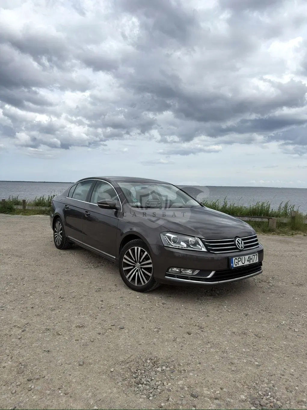 Volkswagen Passat B7 2.0 TDI Comfortline 2012
