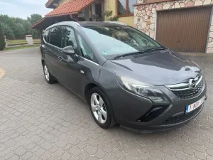 Opel Zafira C 2013