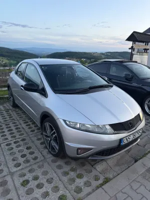 Honda Civic VIII 2010