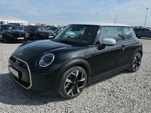 Mini Cooper Linia Favoured 2024