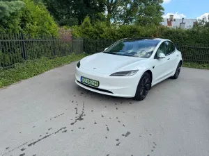 Tesla Model 3 Long Range AWD Premium 2023