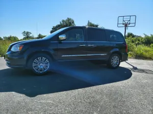 Chrysler Town & Country V 3.6 Limited 2013