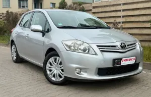 Toyota Auris I 1.33 VVT-i Terra Start 2010