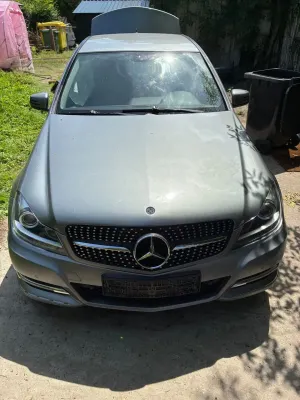 Mercedes-Benz C W204 180 CGI Automatik BlueEFFICIENCY Avantgarde 2011