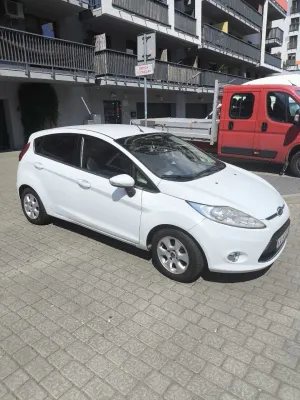 Ford Fiesta Mk7 1.6 TDCi DPF Titanium 2011