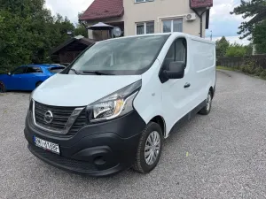 Nissan NV300 2021