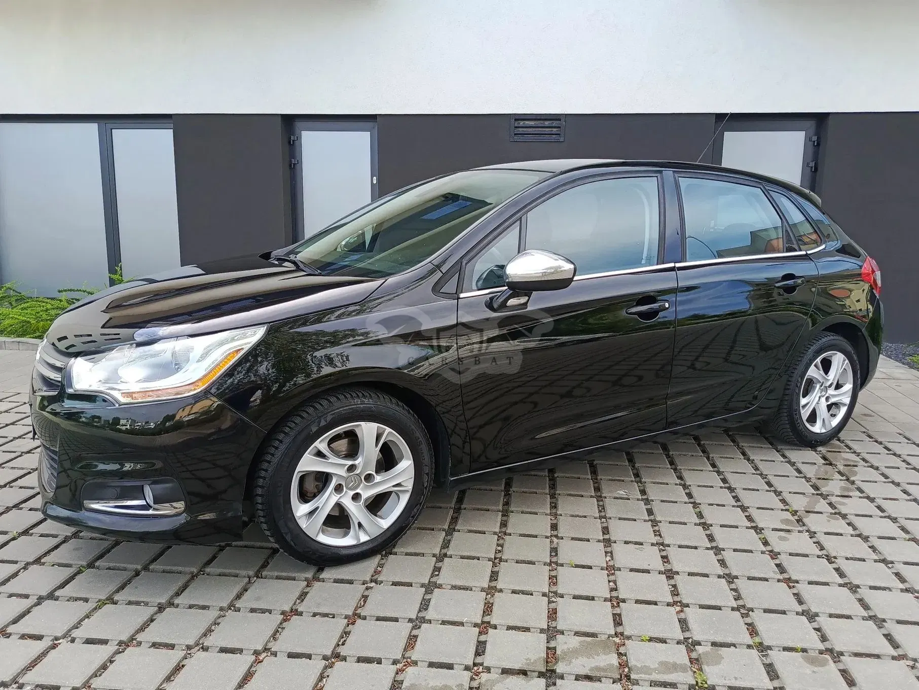 Citroën C4 II (2010-) e-HDi 115 ETG6 Exclusive 2013