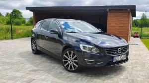 Volvo V60 I D4 Momentum 2017