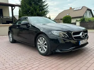 Mercedes-Benz E W213 300 9G-TRONIC 2017