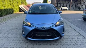 Toyota Yaris III Hybrid 100 Business Edition 2017