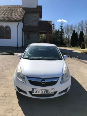 Opel Corsa D 1.0 12V Essentia 2009