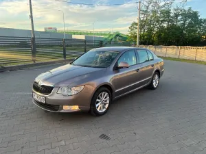Skoda Superb II 2.0 TDI Active 2011