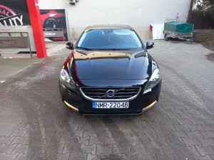 Volvo V40 II D2 Momentum 2013