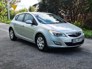 Opel Astra J 1.4 Selection 2012