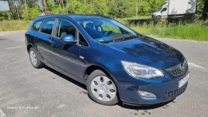 Opel Astra J 1.7 CDTI 2011