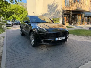 Porsche Macan I Standard 2016