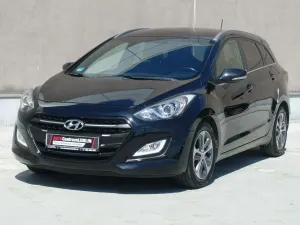 Hyundai i30 II blue Kombi 1.4 Passion 2016