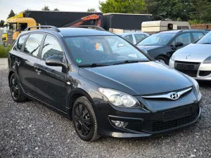 Hyundai i30 I 1.4 Base + EU5 2011