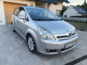 Toyota Corolla Verso 2.0 D-4D 2004