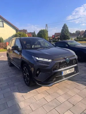 Toyota Rav4 V 2.5 Plug-In Hybrid Executive 4x4 2025