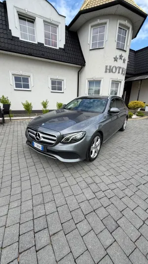 Mercedes-Benz E W213 220 d 4Matic 9G-TRONIC 2017