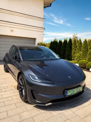 Tesla Model 3 Performance AWD 2024
