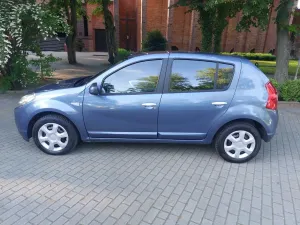 Dacia Sandero I 1.4 MPI Laureate 2009
